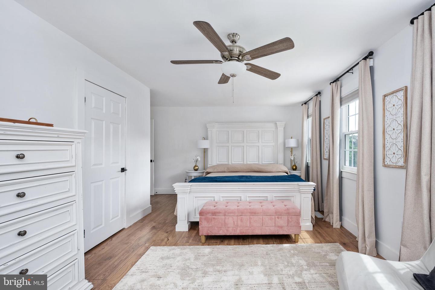 13342 PELICAN RD, WOODBRIDGE, Virginia 22193, 5 Bedrooms Bedrooms, ,3 BathroomsBathrooms,Residential,For sale,13342 PELICAN RD,VAPW2085854 MLS # VAPW2085854