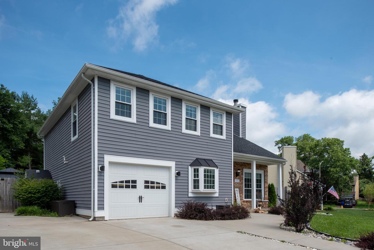 13342 PELICAN RD, WOODBRIDGE, Virginia 22193, 5 Bedrooms Bedrooms, ,3 BathroomsBathrooms,Residential,For sale,13342 PELICAN RD,VAPW2085854 MLS # VAPW2085854