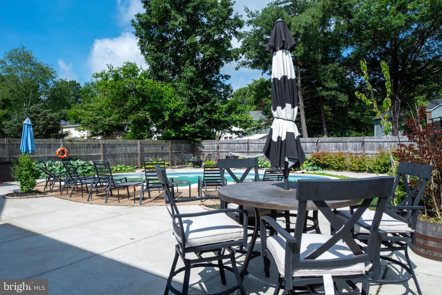 13342 PELICAN RD, WOODBRIDGE, Virginia 22193, 5 Bedrooms Bedrooms, ,3 BathroomsBathrooms,Residential,For sale,13342 PELICAN RD,VAPW2085854 MLS # VAPW2085854