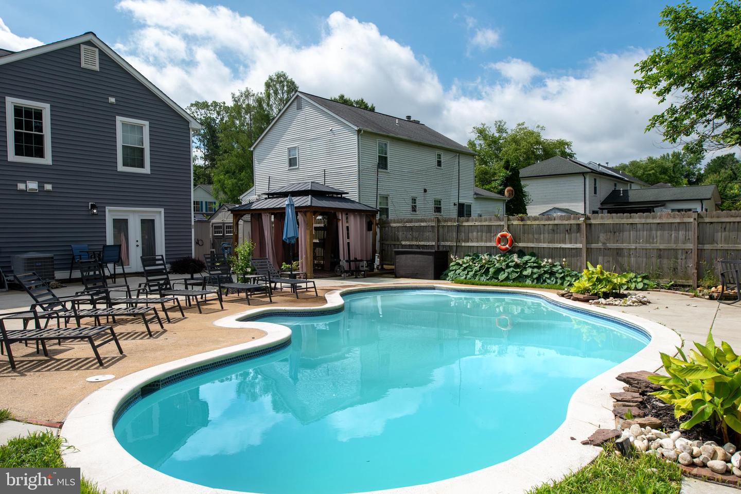 13342 PELICAN RD, WOODBRIDGE, Virginia 22193, 5 Bedrooms Bedrooms, ,3 BathroomsBathrooms,Residential,For sale,13342 PELICAN RD,VAPW2085854 MLS # VAPW2085854