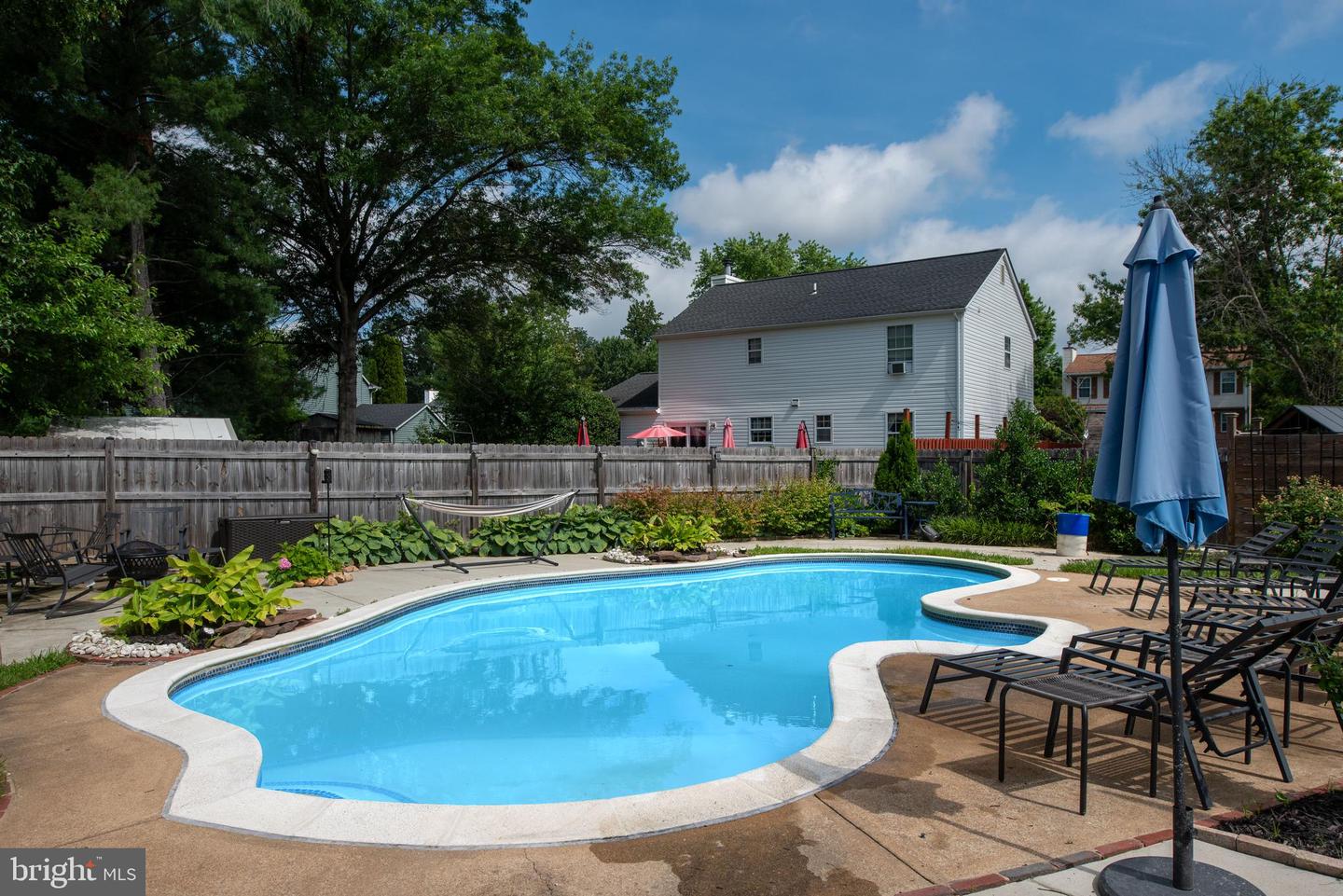 13342 PELICAN RD, WOODBRIDGE, Virginia 22193, 5 Bedrooms Bedrooms, ,3 BathroomsBathrooms,Residential,For sale,13342 PELICAN RD,VAPW2085854 MLS # VAPW2085854