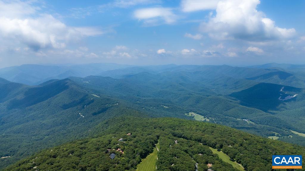 314 EAST CATOCTIN DR, WINTERGREEN, Virginia 22967, 3 Bedrooms Bedrooms, ,2 BathroomsBathrooms,Residential,For sale,314 EAST CATOCTIN DR,666522 MLS # 666522 314 EAST CATOCTIN DR, WINTERGREEN, Virginia 22967, 3 Bedrooms Bedrooms, ,2 BathroomsBathrooms,Residential,For sale,314 EAST CATOCTIN DR,666522 MLS # 666522