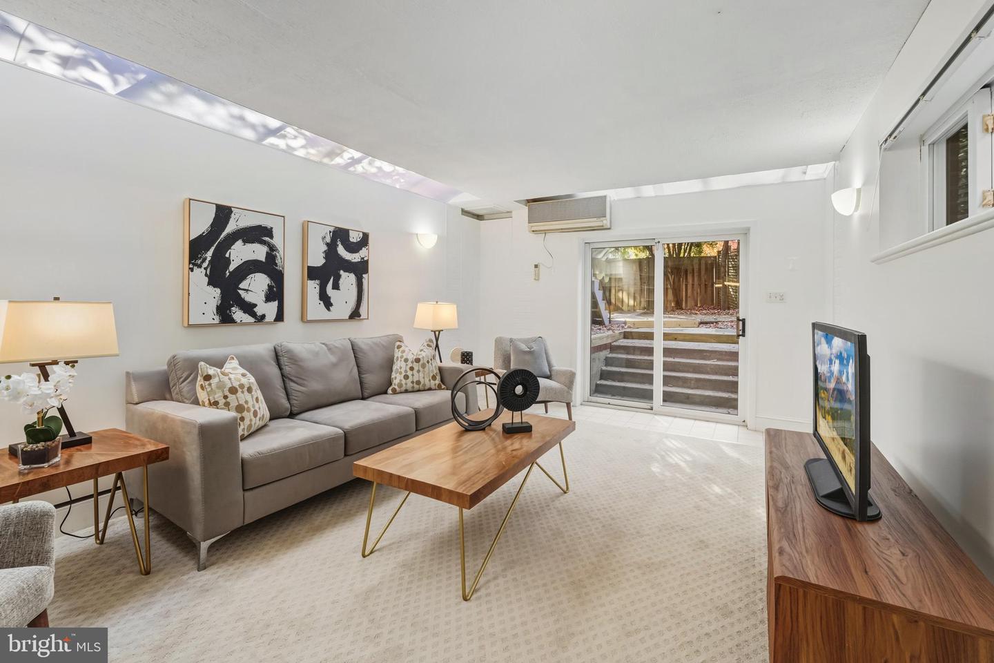 4432 Q ST NW, WASHINGTON, District Of Columbia 20007, 6 Bedrooms Bedrooms, ,4 BathroomsBathrooms,Residential,For sale,4432 Q ST NW,DCDC2213394 MLS # DCDC2213394