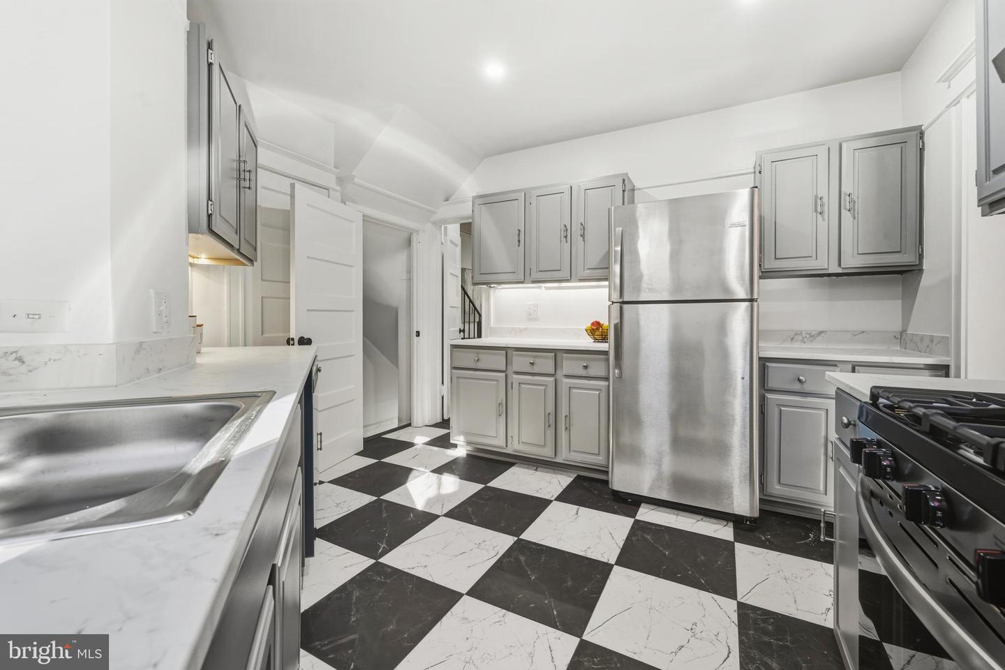 4432 Q ST NW, WASHINGTON, District Of Columbia 20007, 6 Bedrooms Bedrooms, ,4 BathroomsBathrooms,Residential,For sale,4432 Q ST NW,DCDC2213394 MLS # DCDC2213394