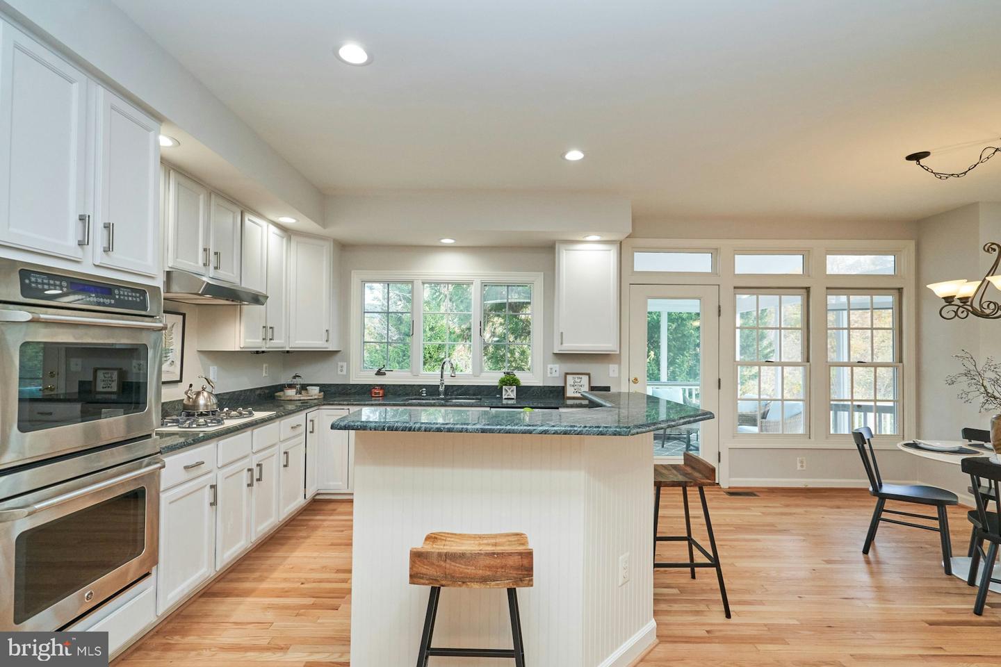 5132 GAGNE CT, FAIRFAX, Virginia 22030, 4 Bedrooms Bedrooms, ,3 BathroomsBathrooms,Residential,For sale,5132 GAGNE CT,VAFX2260170 MLS # VAFX2260170