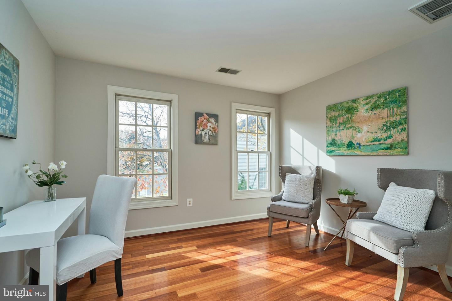 5132 GAGNE CT, FAIRFAX, Virginia 22030, 4 Bedrooms Bedrooms, ,3 BathroomsBathrooms,Residential,For sale,5132 GAGNE CT,VAFX2260170 MLS # VAFX2260170