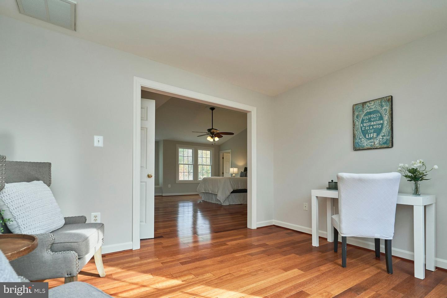 5132 GAGNE CT, FAIRFAX, Virginia 22030, 4 Bedrooms Bedrooms, ,3 BathroomsBathrooms,Residential,For sale,5132 GAGNE CT,VAFX2260170 MLS # VAFX2260170