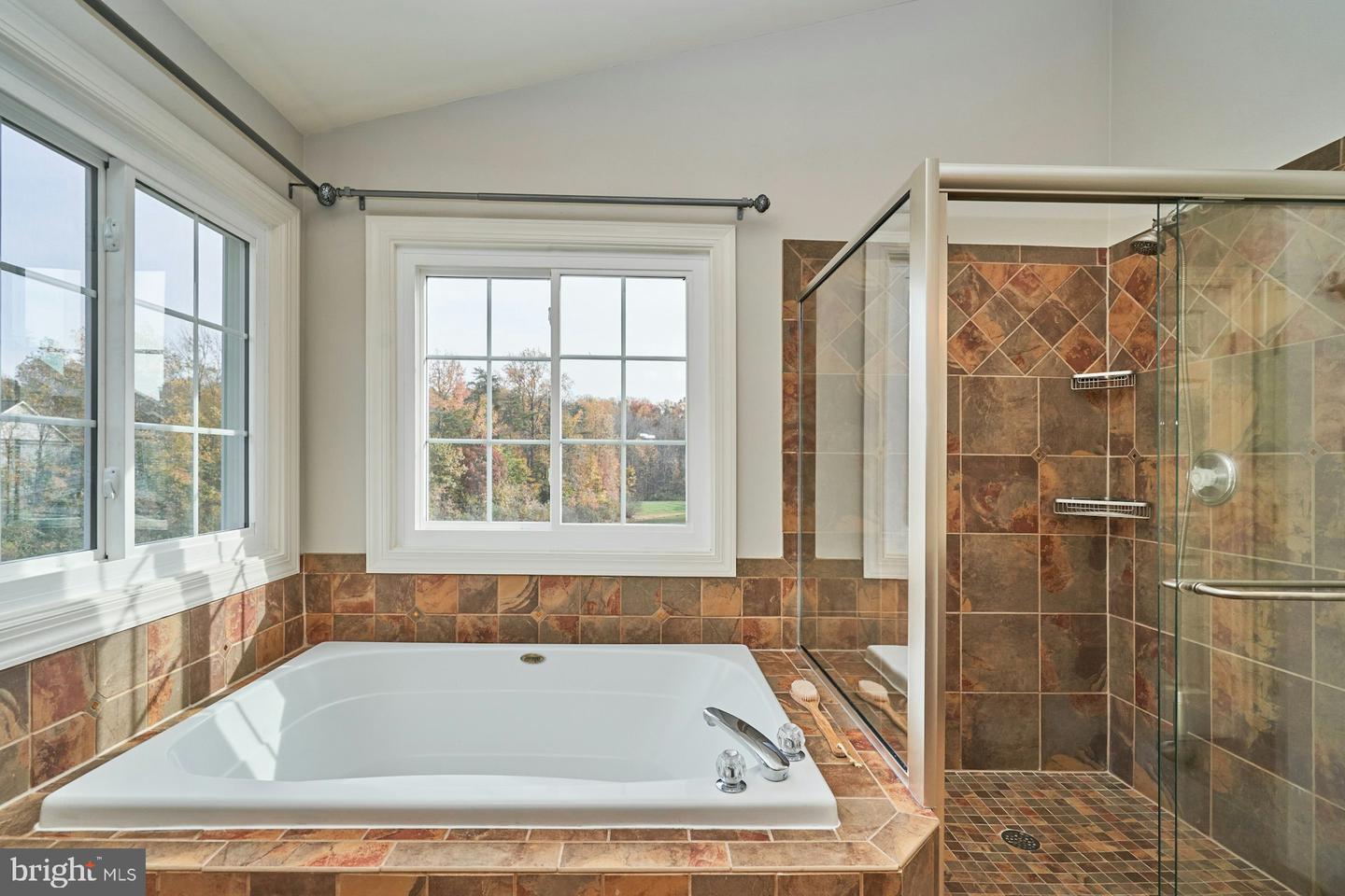 5132 GAGNE CT, FAIRFAX, Virginia 22030, 4 Bedrooms Bedrooms, ,3 BathroomsBathrooms,Residential,For sale,5132 GAGNE CT,VAFX2260170 MLS # VAFX2260170