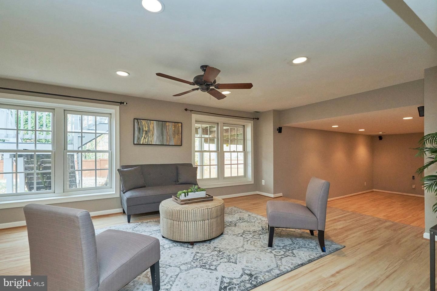 5132 GAGNE CT, FAIRFAX, Virginia 22030, 4 Bedrooms Bedrooms, ,3 BathroomsBathrooms,Residential,For sale,5132 GAGNE CT,VAFX2260170 MLS # VAFX2260170