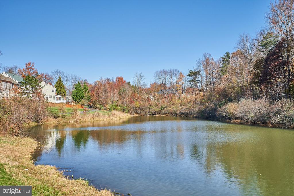 5132 GAGNE CT, FAIRFAX, Virginia 22030, 4 Bedrooms Bedrooms, ,3 BathroomsBathrooms,Residential,For sale,5132 GAGNE CT,VAFX2260170 MLS # VAFX2260170