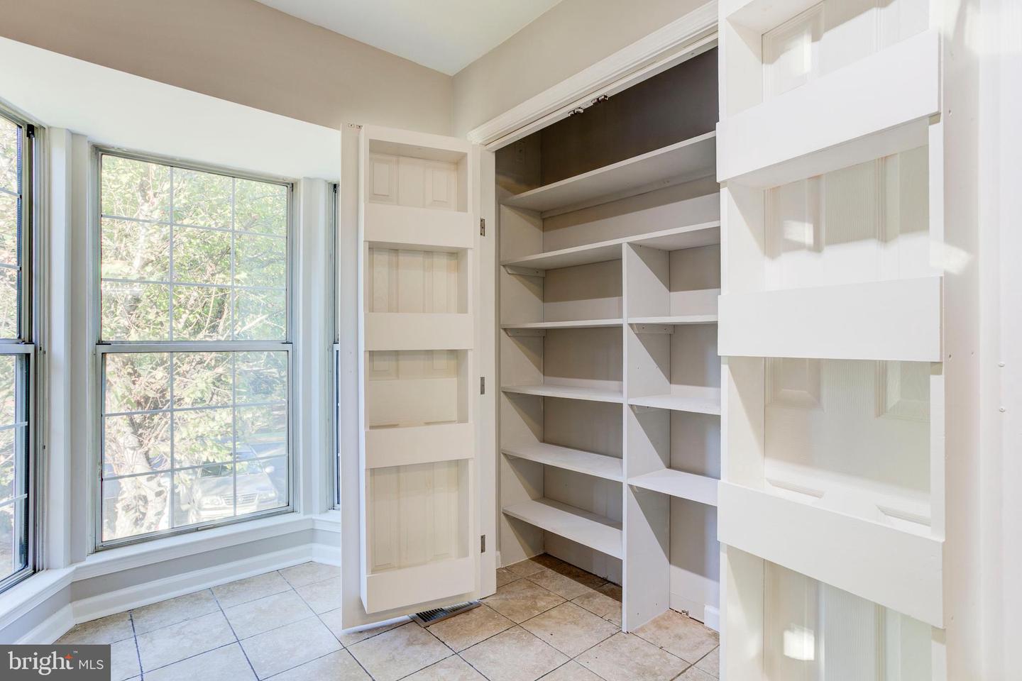 7913 REBEL WALK DR, MANASSAS, Virginia 20109, 4 Bedrooms Bedrooms, ,3 BathroomsBathrooms,Residential,For sale,7913 REBEL WALK DR,VAPW2101726 MLS # VAPW2101726