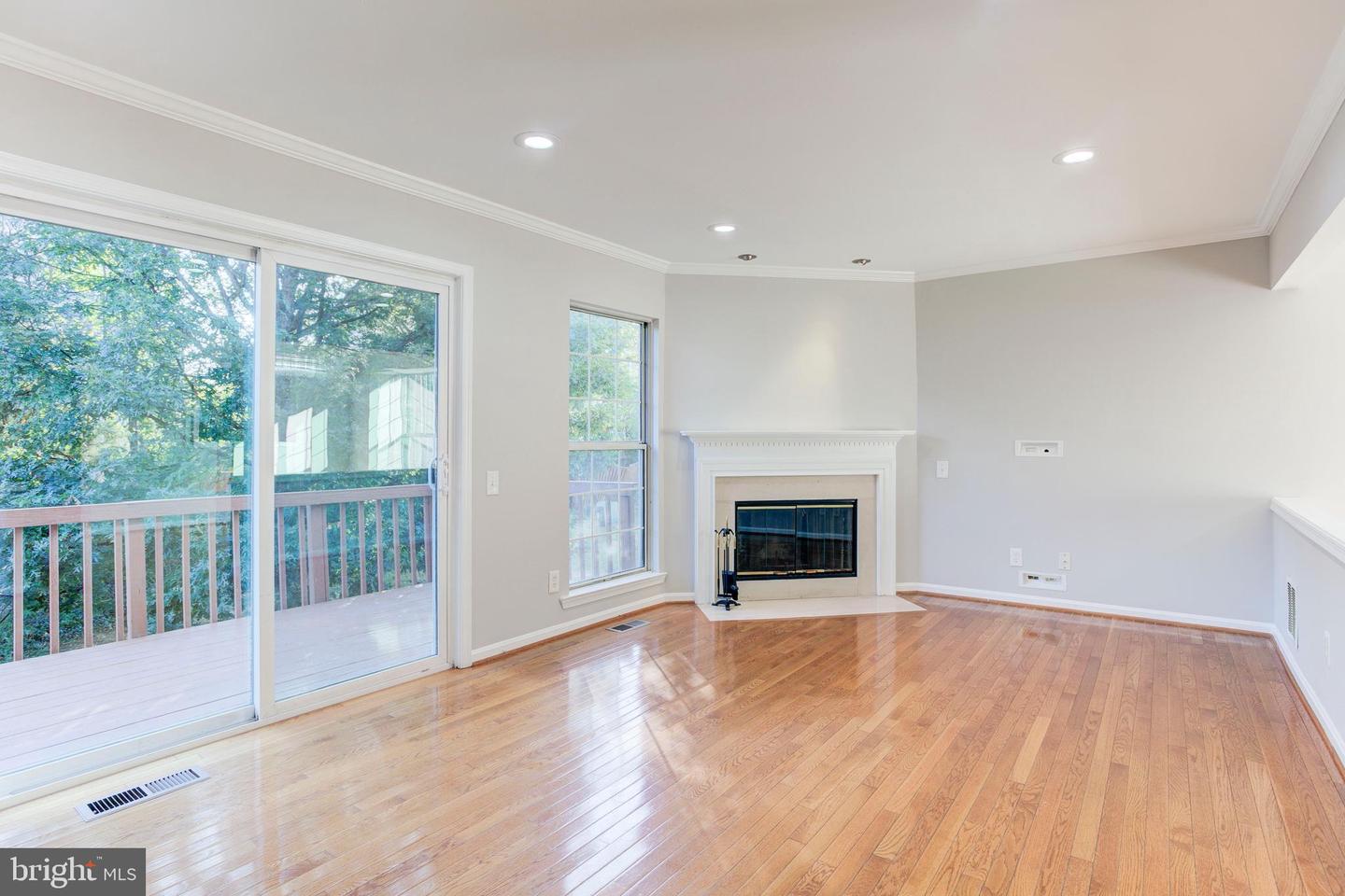 7913 REBEL WALK DR, MANASSAS, Virginia 20109, 4 Bedrooms Bedrooms, ,3 BathroomsBathrooms,Residential,For sale,7913 REBEL WALK DR,VAPW2101726 MLS # VAPW2101726