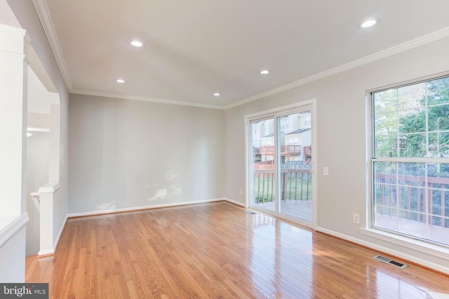 7913 REBEL WALK DR, MANASSAS, Virginia 20109, 4 Bedrooms Bedrooms, ,3 BathroomsBathrooms,Residential,For sale,7913 REBEL WALK DR,VAPW2101726 MLS # VAPW2101726