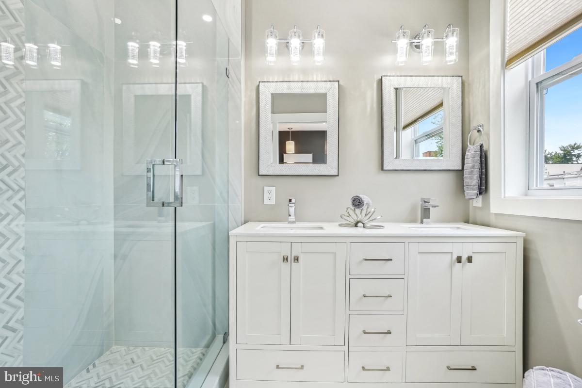 1351 NEWTON ST NW, WASHINGTON, District Of Columbia 20010, 4 Bedrooms Bedrooms, ,3 BathroomsBathrooms,Residential,For sale,1351 NEWTON ST NW,DCDC2215778 MLS # DCDC2215778