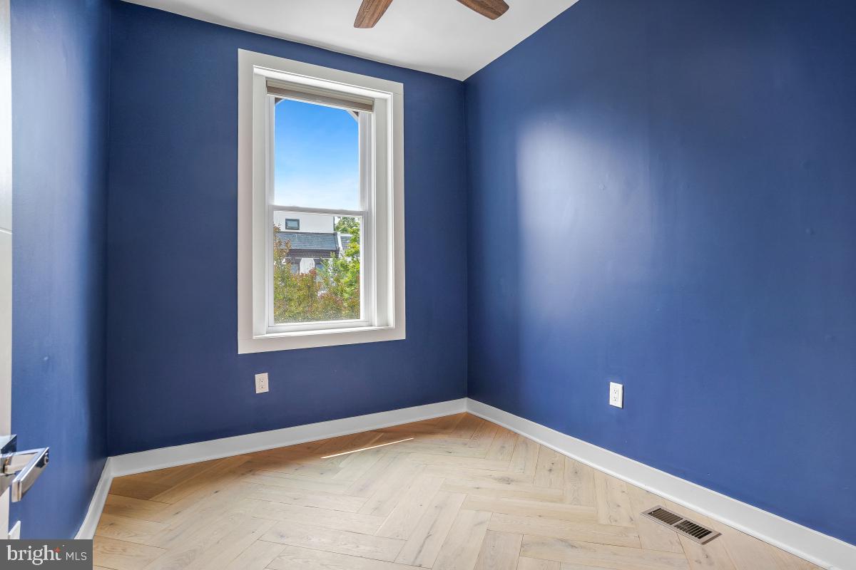 1351 NEWTON ST NW, WASHINGTON, District Of Columbia 20010, 4 Bedrooms Bedrooms, ,3 BathroomsBathrooms,Residential,For sale,1351 NEWTON ST NW,DCDC2215778 MLS # DCDC2215778