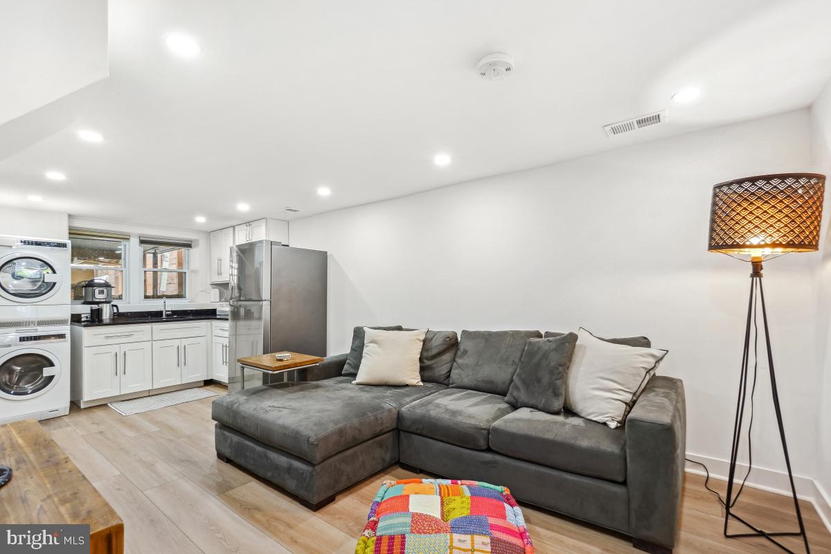 1351 NEWTON ST NW, WASHINGTON, District Of Columbia 20010, 4 Bedrooms Bedrooms, ,3 BathroomsBathrooms,Residential,For sale,1351 NEWTON ST NW,DCDC2215778 MLS # DCDC2215778