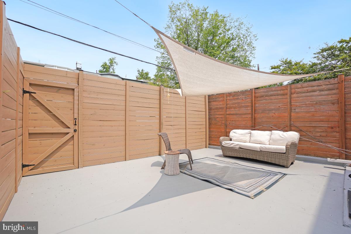 1351 NEWTON ST NW, WASHINGTON, District Of Columbia 20010, 4 Bedrooms Bedrooms, ,3 BathroomsBathrooms,Residential,For sale,1351 NEWTON ST NW,DCDC2215778 MLS # DCDC2215778