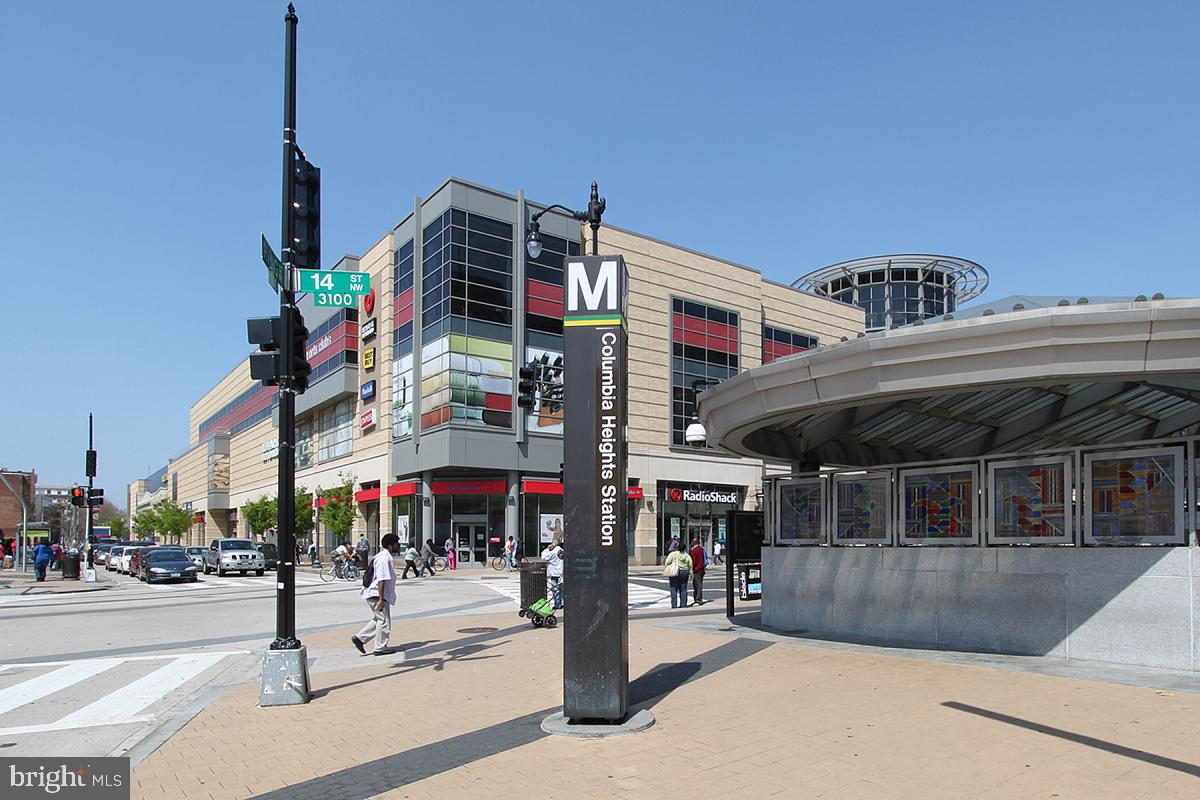 1351 NEWTON ST NW, WASHINGTON, District Of Columbia 20010, 4 Bedrooms Bedrooms, ,3 BathroomsBathrooms,Residential,For sale,1351 NEWTON ST NW,DCDC2215778 MLS # DCDC2215778