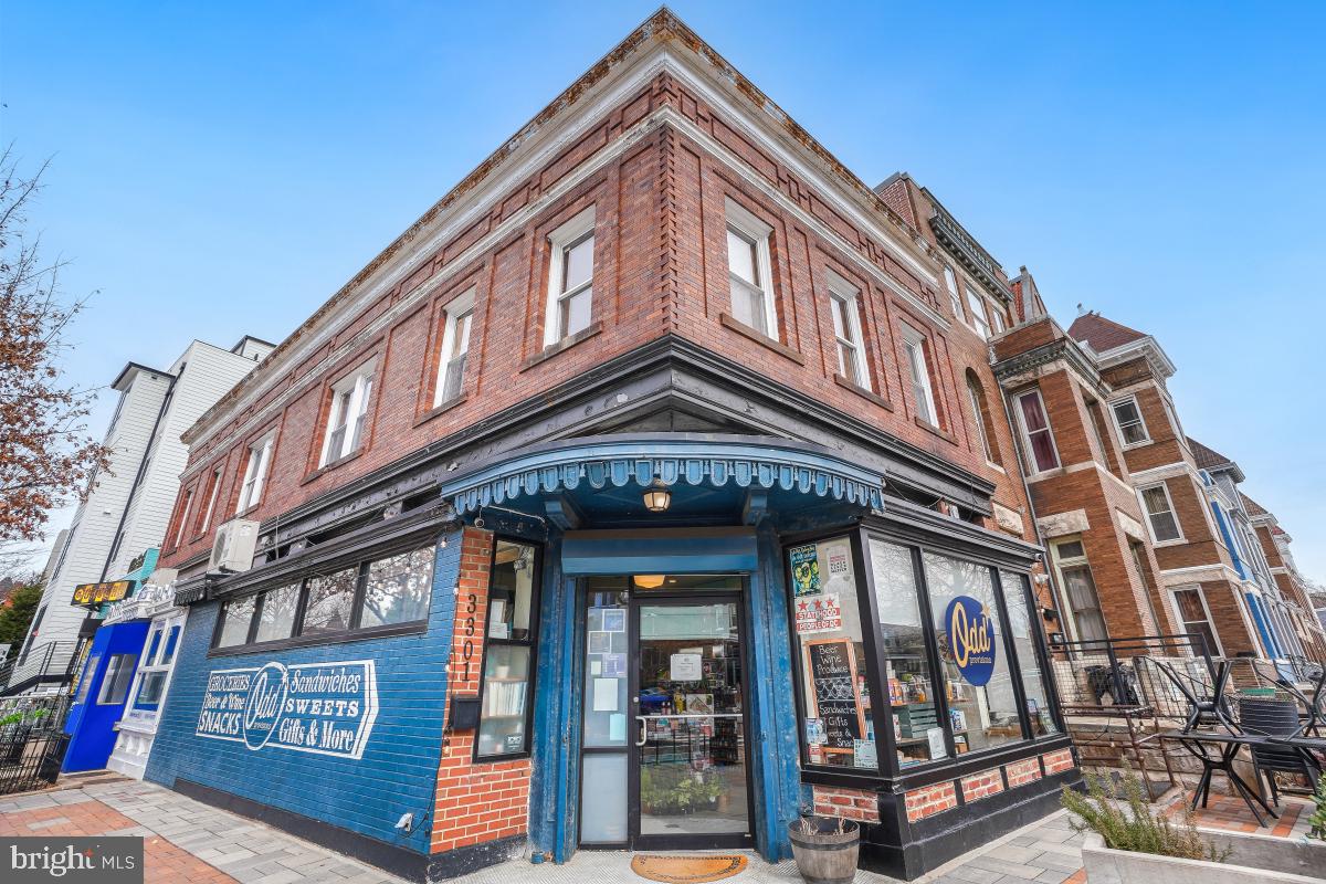 1351 NEWTON ST NW, WASHINGTON, District Of Columbia 20010, 4 Bedrooms Bedrooms, ,3 BathroomsBathrooms,Residential,For sale,1351 NEWTON ST NW,DCDC2215778 MLS # DCDC2215778