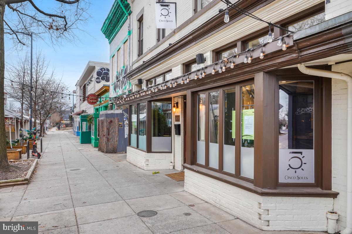 1351 NEWTON ST NW, WASHINGTON, District Of Columbia 20010, 4 Bedrooms Bedrooms, ,3 BathroomsBathrooms,Residential,For sale,1351 NEWTON ST NW,DCDC2215778 MLS # DCDC2215778