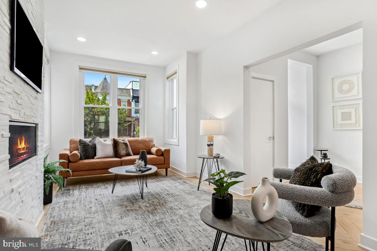 1351 NEWTON ST NW, WASHINGTON, District Of Columbia 20010, 4 Bedrooms Bedrooms, ,3 BathroomsBathrooms,Residential,For sale,1351 NEWTON ST NW,DCDC2215778 MLS # DCDC2215778