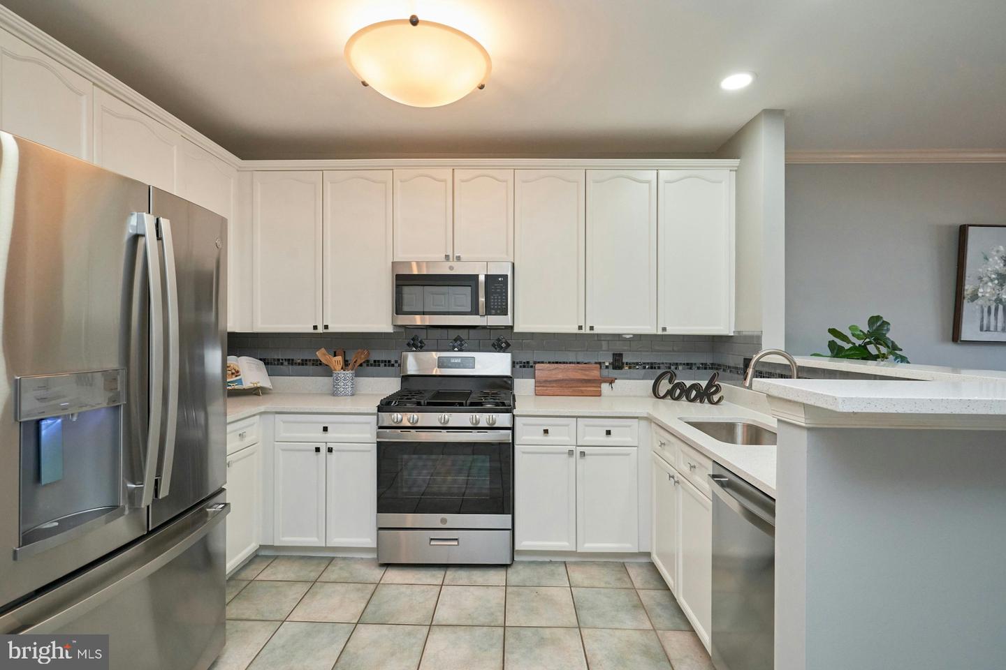 5105 WYNDHAM ROSE CV #115, CENTREVILLE, Virginia 20120, 3 Bedrooms Bedrooms, ,2 BathroomsBathrooms,Residential,For sale,5105 WYNDHAM ROSE CV #115,VAFX2262614 MLS # VAFX2262614