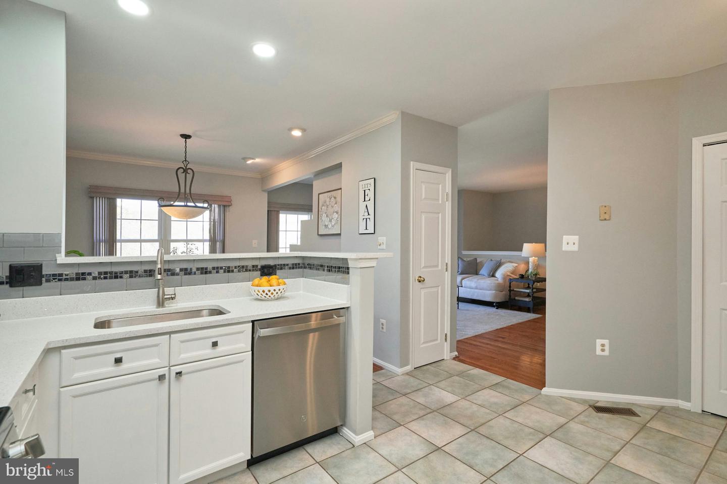 5105 WYNDHAM ROSE CV #115, CENTREVILLE, Virginia 20120, 3 Bedrooms Bedrooms, ,2 BathroomsBathrooms,Residential,For sale,5105 WYNDHAM ROSE CV #115,VAFX2262614 MLS # VAFX2262614