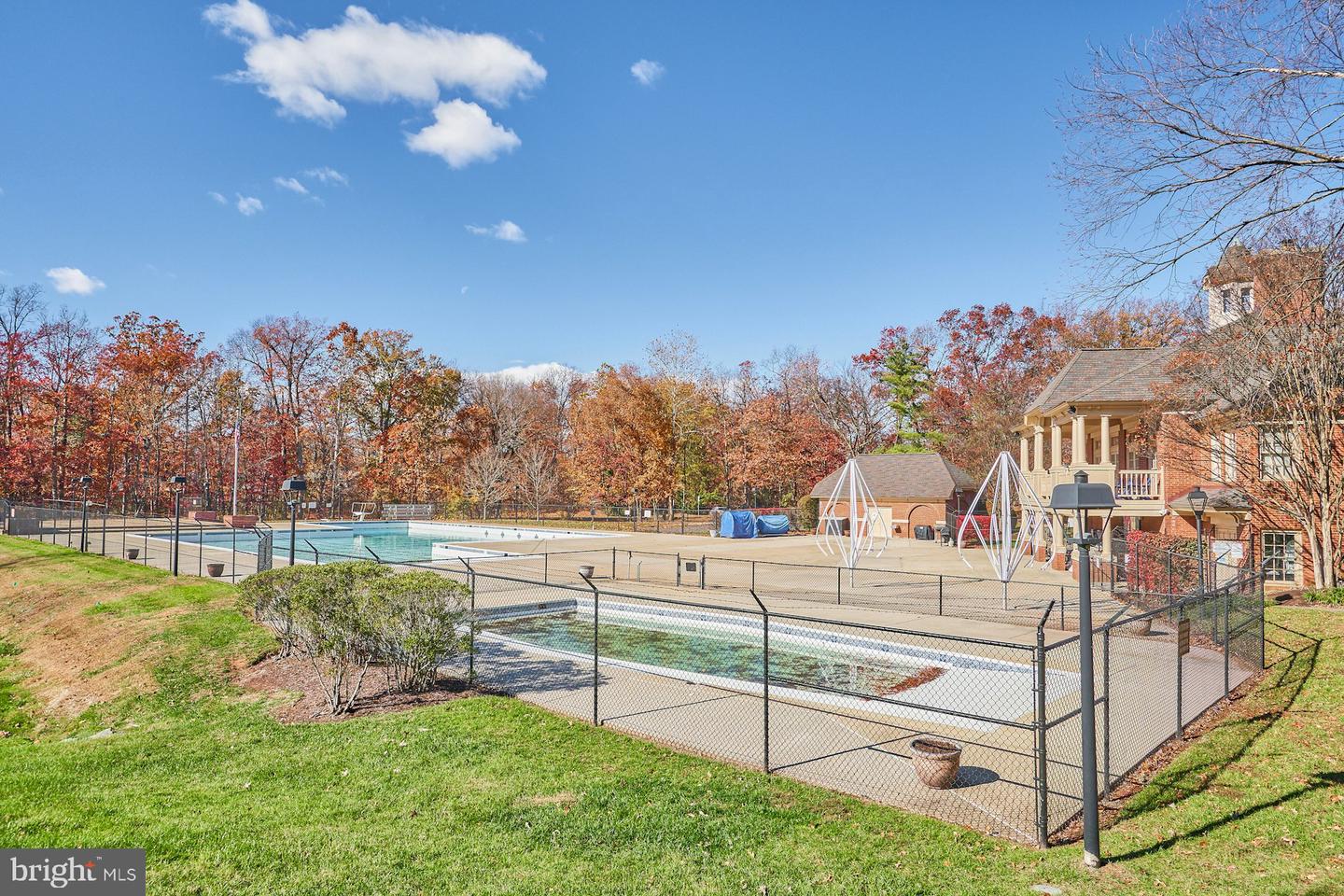 5105 WYNDHAM ROSE CV #115, CENTREVILLE, Virginia 20120, 3 Bedrooms Bedrooms, ,2 BathroomsBathrooms,Residential,For sale,5105 WYNDHAM ROSE CV #115,VAFX2262614 MLS # VAFX2262614