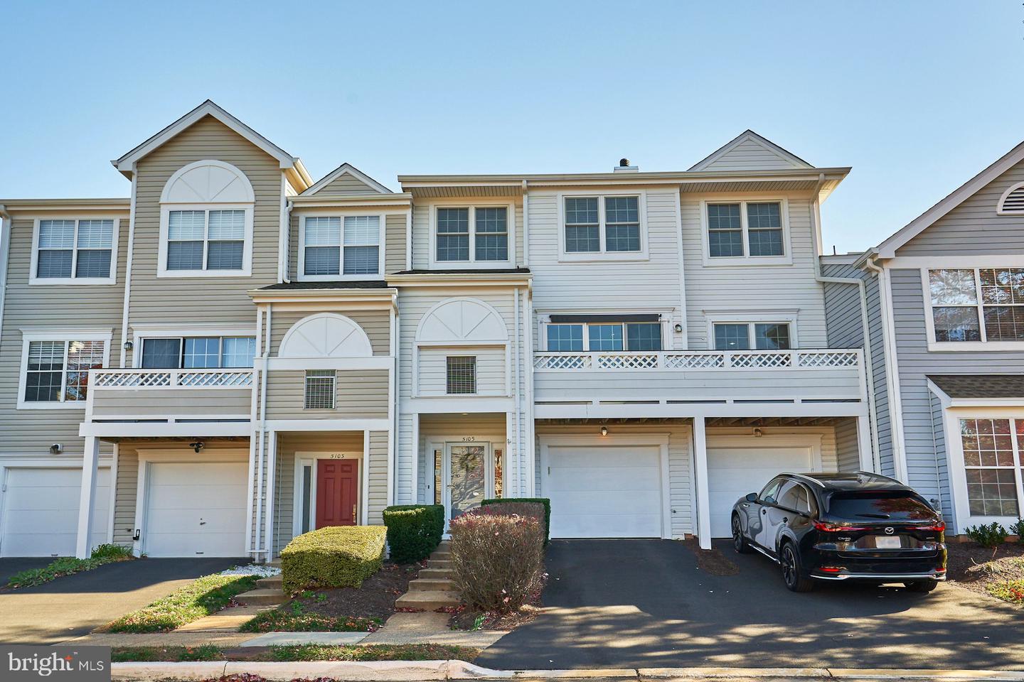 5105 WYNDHAM ROSE CV #115, CENTREVILLE, Virginia 20120, 3 Bedrooms Bedrooms, ,2 BathroomsBathrooms,Residential,For sale,5105 WYNDHAM ROSE CV #115,VAFX2262614 MLS # VAFX2262614