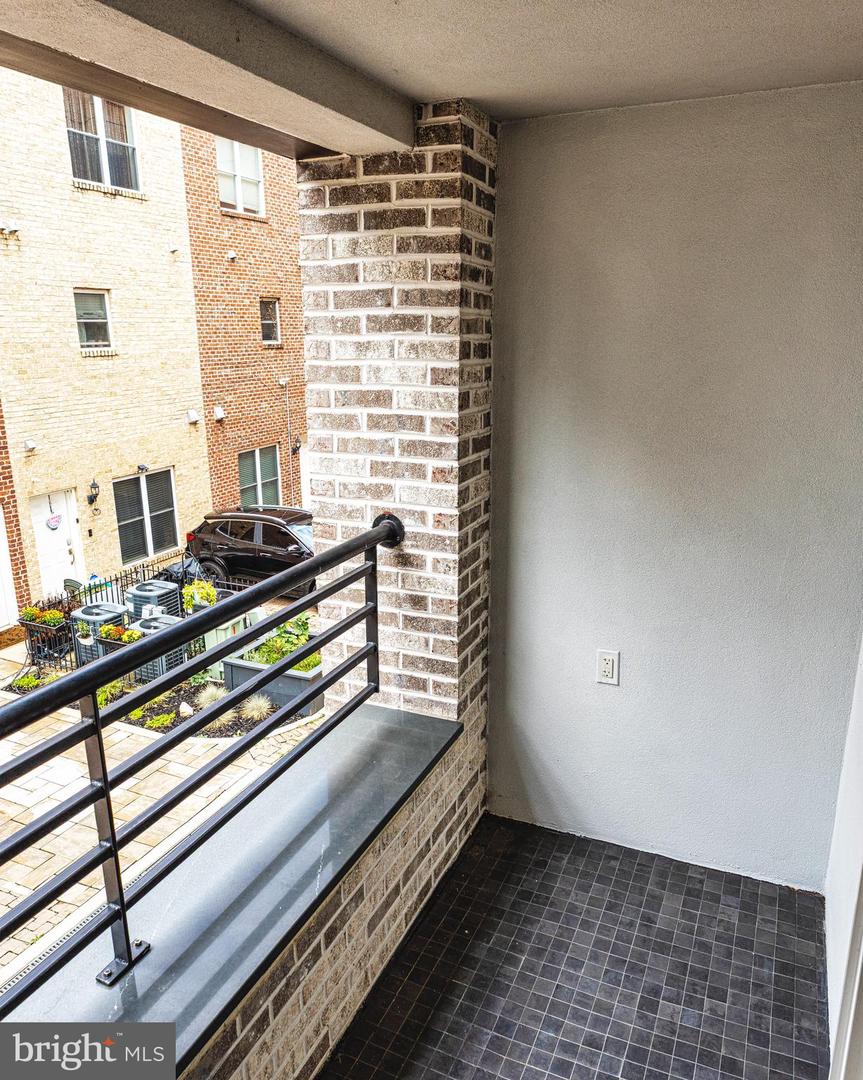 919 12TH ST NE #202, WASHINGTON, District Of Columbia 20002, 3 Bedrooms Bedrooms, 6 Rooms Rooms,2 BathroomsBathrooms,Residential,For sale,919 12TH ST NE #202,DCDC2220532 MLS # DCDC2220532 919 12TH ST NE #202, WASHINGTON, District Of Columbia 20002, 3 Bedrooms Bedrooms, 6 Rooms Rooms,2 BathroomsBathrooms,Residential,For sale,919 12TH ST NE #202,DCDC2220532 MLS # DCDC2220532