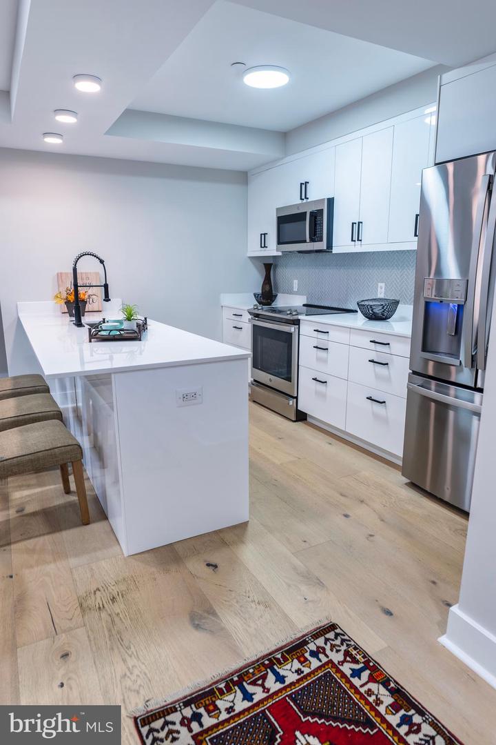 919 12TH ST NE #202, WASHINGTON, District Of Columbia 20002, 3 Bedrooms Bedrooms, 6 Rooms Rooms,2 BathroomsBathrooms,Residential,For sale,919 12TH ST NE #202,DCDC2220532 MLS # DCDC2220532 919 12TH ST NE #202, WASHINGTON, District Of Columbia 20002, 3 Bedrooms Bedrooms, 6 Rooms Rooms,2 BathroomsBathrooms,Residential,For sale,919 12TH ST NE #202,DCDC2220532 MLS # DCDC2220532