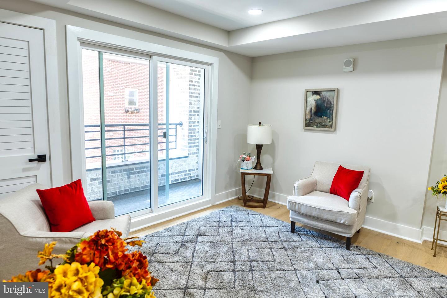 919 12TH ST NE #202, WASHINGTON, District Of Columbia 20002, 3 Bedrooms Bedrooms, 6 Rooms Rooms,2 BathroomsBathrooms,Residential,For sale,919 12TH ST NE #202,DCDC2220532 MLS # DCDC2220532 919 12TH ST NE #202, WASHINGTON, District Of Columbia 20002, 3 Bedrooms Bedrooms, 6 Rooms Rooms,2 BathroomsBathrooms,Residential,For sale,919 12TH ST NE #202,DCDC2220532 MLS # DCDC2220532