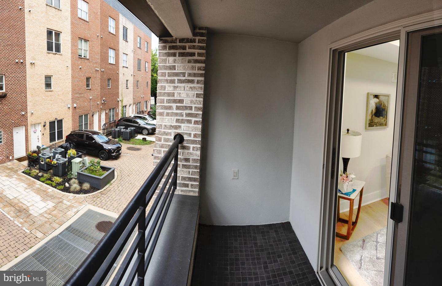 919 12TH ST NE #202, WASHINGTON, District Of Columbia 20002, 3 Bedrooms Bedrooms, 6 Rooms Rooms,2 BathroomsBathrooms,Residential,For sale,919 12TH ST NE #202,DCDC2220532 MLS # DCDC2220532 919 12TH ST NE #202, WASHINGTON, District Of Columbia 20002, 3 Bedrooms Bedrooms, 6 Rooms Rooms,2 BathroomsBathrooms,Residential,For sale,919 12TH ST NE #202,DCDC2220532 MLS # DCDC2220532