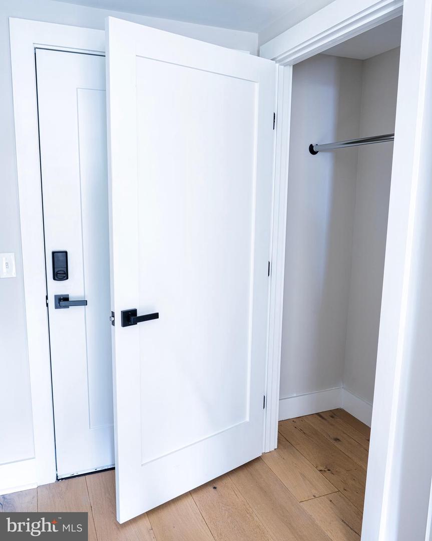 919 12TH ST NE #A301, WASHINGTON, District Of Columbia 20002, 1 Bedroom Bedrooms, ,1 BathroomBathrooms,Residential,For sale,919 12TH ST NE #A301,DCDC2220618 MLS # DCDC2220618