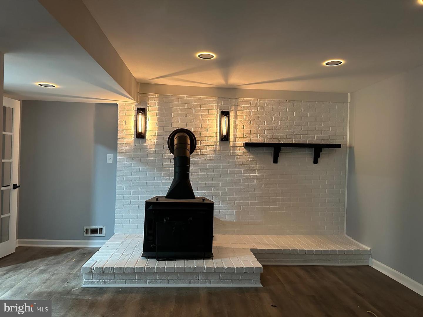 1411 MERCER RD, HAYMARKET, Virginia 20169, 4 Bedrooms Bedrooms, ,3 BathroomsBathrooms,Residential,For sale,1411 MERCER RD,VAPW2103492 MLS # VAPW2103492 1411 MERCER RD, HAYMARKET, Virginia 20169, 4 Bedrooms Bedrooms, ,3 BathroomsBathrooms,Residential,For sale,1411 MERCER RD,VAPW2103492 MLS # VAPW2103492