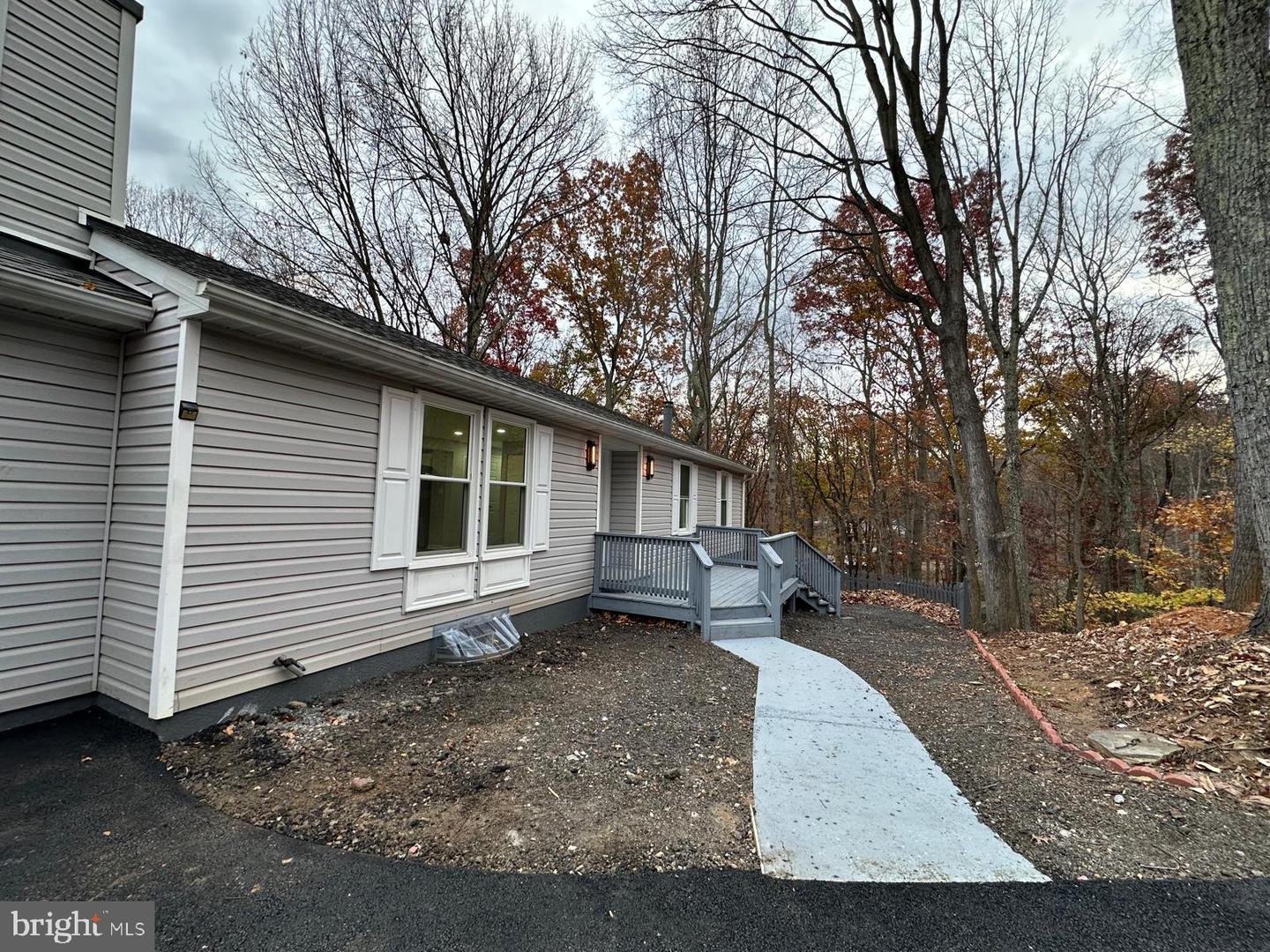 1411 MERCER RD, HAYMARKET, Virginia 20169, 3 Bedrooms Bedrooms, ,3 BathroomsBathrooms,Residential,For sale,1411 MERCER RD,VAPW2103492 MLS # VAPW2103492 1411 MERCER RD, HAYMARKET, Virginia 20169, 3 Bedrooms Bedrooms, ,3 BathroomsBathrooms,Residential,For sale,1411 MERCER RD,VAPW2103492 MLS # VAPW2103492