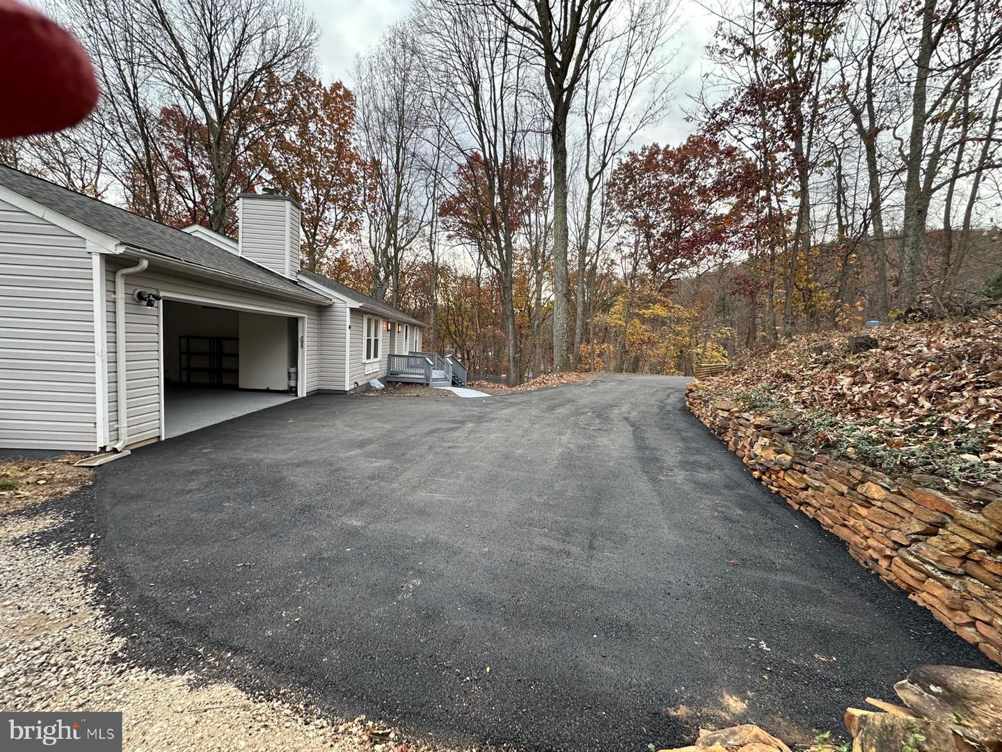 1411 MERCER RD, HAYMARKET, Virginia 20169, 3 Bedrooms Bedrooms, ,3 BathroomsBathrooms,Residential,For sale,1411 MERCER RD,VAPW2103492 MLS # VAPW2103492 1411 MERCER RD, HAYMARKET, Virginia 20169, 3 Bedrooms Bedrooms, ,3 BathroomsBathrooms,Residential,For sale,1411 MERCER RD,VAPW2103492 MLS # VAPW2103492