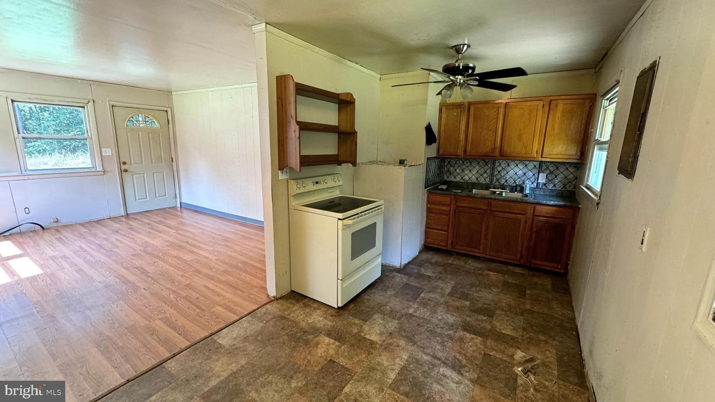 14405 MILLBANK RD, KING GEORGE, Virginia 22485, 5 Bedrooms Bedrooms, ,2 BathroomsBathrooms,Residential,For sale,14405 MILLBANK RD,VAKG2006976 MLS # VAKG2006976