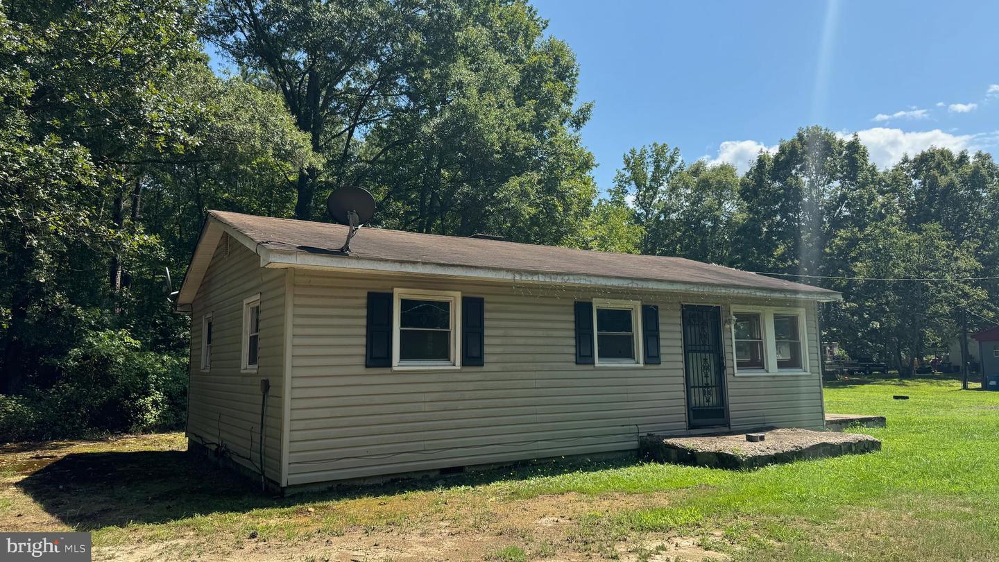 14405 MILLBANK RD, KING GEORGE, Virginia 22485, 5 Bedrooms Bedrooms, ,2 BathroomsBathrooms,Residential,For sale,14405 MILLBANK RD,VAKG2006976 MLS # VAKG2006976