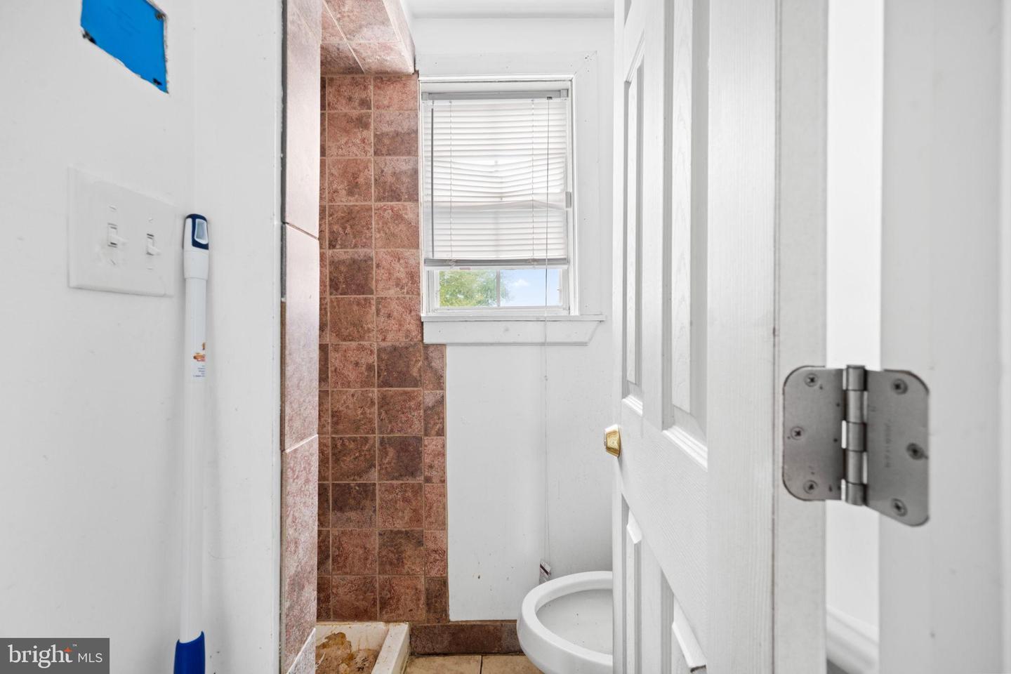 4227 GAULT PL NE, WASHINGTON, District Of Columbia 20019, 3 Bedrooms Bedrooms, 5 Rooms Rooms,2 BathroomsBathrooms,Residential,For sale,4227 GAULT PL NE,DCDC2221854 MLS # DCDC2221854