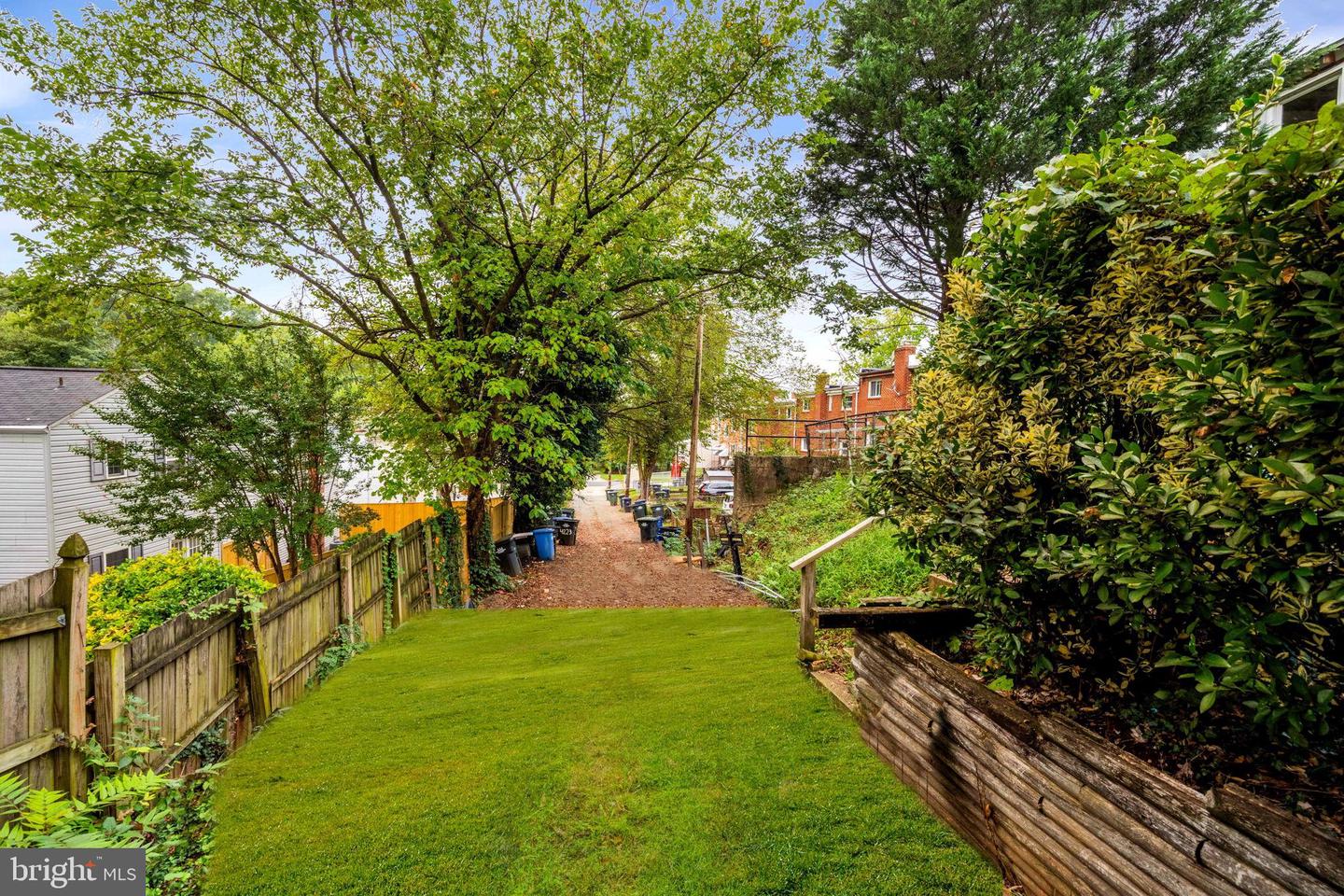 4227 GAULT PL NE, WASHINGTON, District Of Columbia 20019, 3 Bedrooms Bedrooms, 5 Rooms Rooms,2 BathroomsBathrooms,Residential,For sale,4227 GAULT PL NE,DCDC2221854 MLS # DCDC2221854