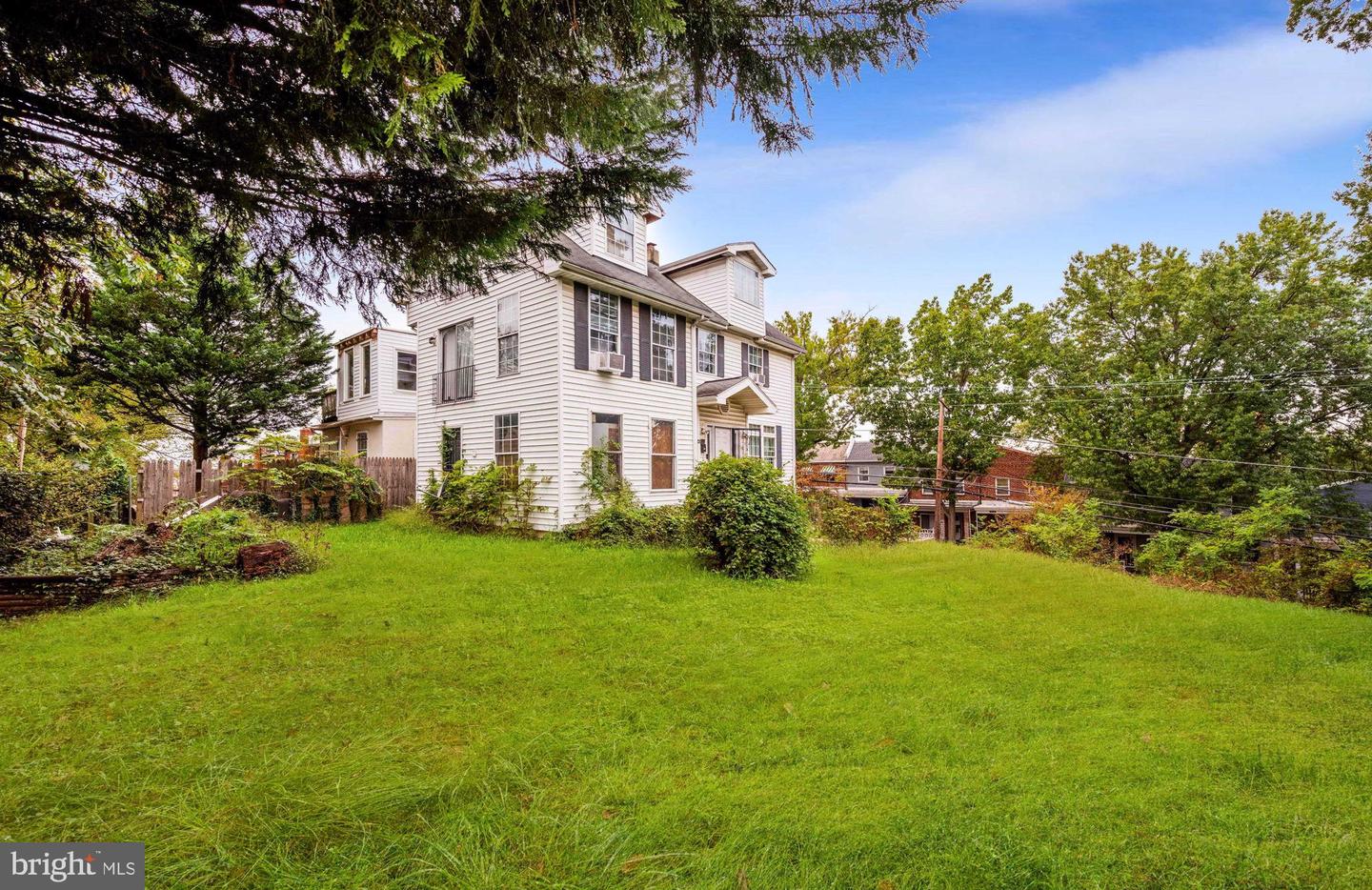 4227 GAULT PL NE, WASHINGTON, District Of Columbia 20019, 3 Bedrooms Bedrooms, 5 Rooms Rooms,2 BathroomsBathrooms,Residential,For sale,4227 GAULT PL NE,DCDC2221854 MLS # DCDC2221854