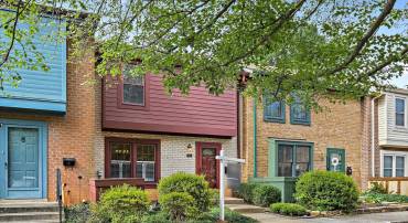 2180 GOLF COURSE DR, RESTON, Virginia 20191, 3 Bedrooms Bedrooms, ,2 BathroomsBathrooms,Residential,For sale,2180 GOLF COURSE DR,VAFX2268256 MLS # VAFX2268256