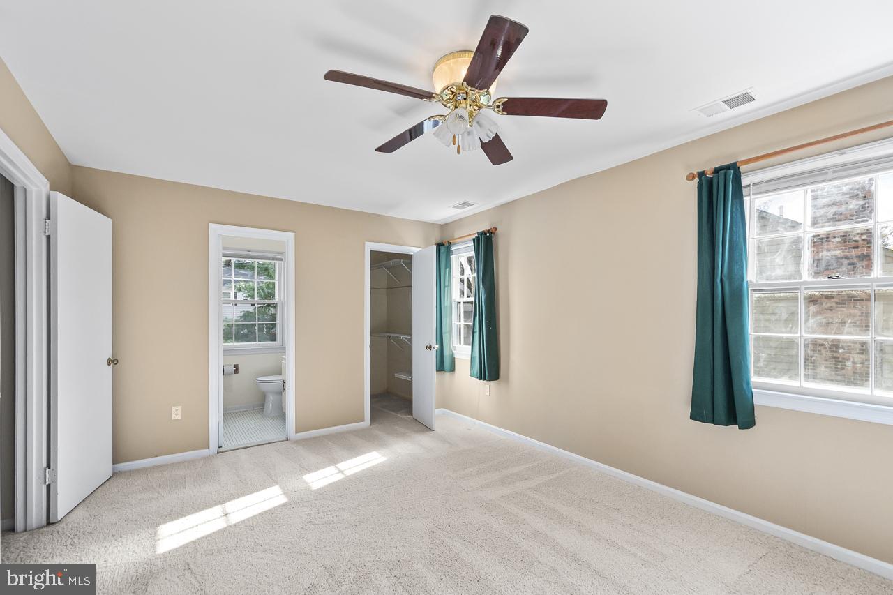 312 HOLLY CT, HERNDON, Virginia 20170, 5 Bedrooms Bedrooms, ,2 BathroomsBathrooms,Residential,For sale,312 HOLLY CT,VAFX2268292 MLS # VAFX2268292