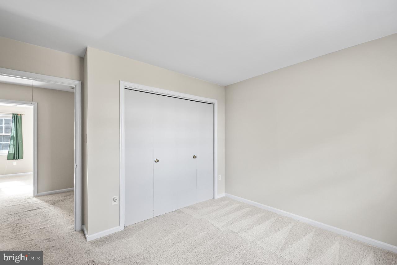 312 HOLLY CT, HERNDON, Virginia 20170, 5 Bedrooms Bedrooms, ,2 BathroomsBathrooms,Residential,For sale,312 HOLLY CT,VAFX2268292 MLS # VAFX2268292