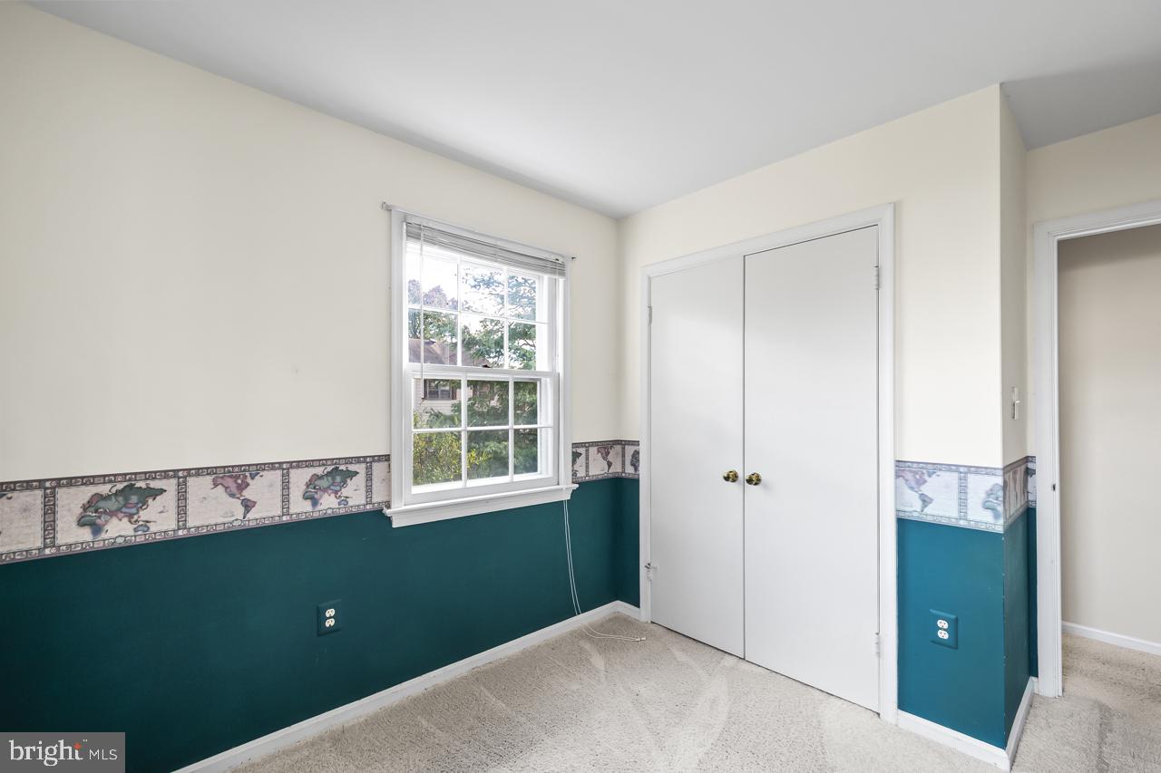 312 HOLLY CT, HERNDON, Virginia 20170, 5 Bedrooms Bedrooms, ,2 BathroomsBathrooms,Residential,For sale,312 HOLLY CT,VAFX2268292 MLS # VAFX2268292