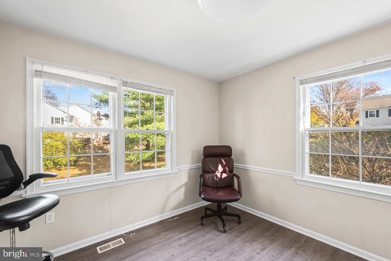 312 HOLLY CT, HERNDON, Virginia 20170, 5 Bedrooms Bedrooms, ,2 BathroomsBathrooms,Residential,For sale,312 HOLLY CT,VAFX2268292 MLS # VAFX2268292