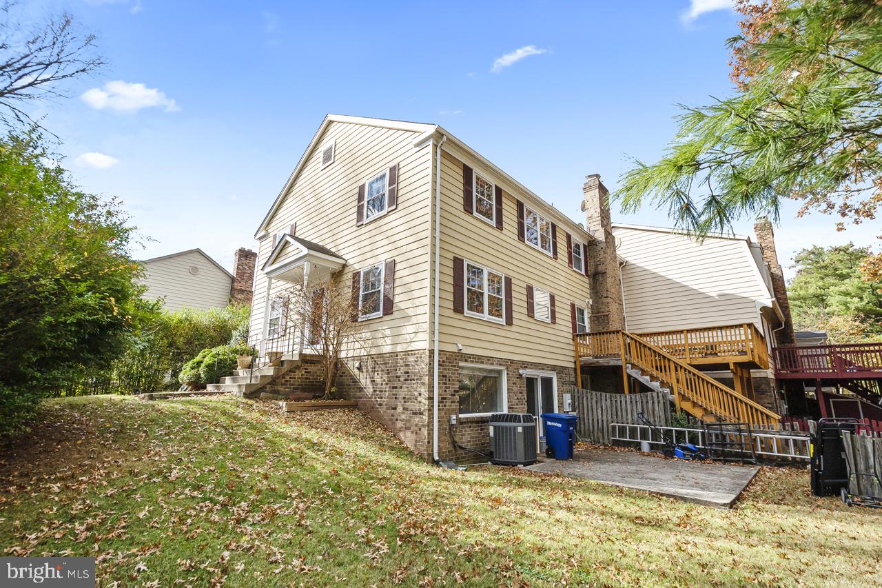 312 HOLLY CT, HERNDON, Virginia 20170, 5 Bedrooms Bedrooms, ,2 BathroomsBathrooms,Residential,For sale,312 HOLLY CT,VAFX2268292 MLS # VAFX2268292