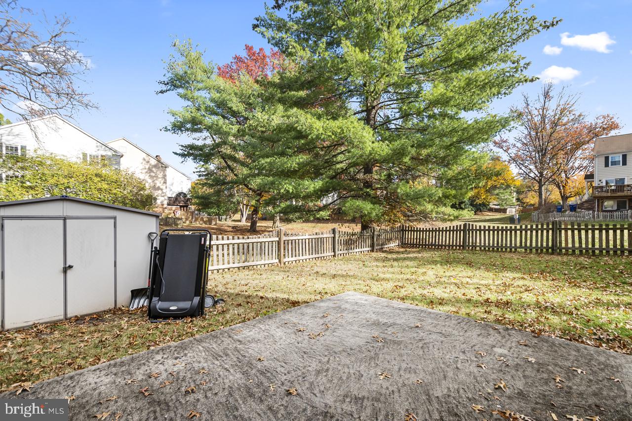 312 HOLLY CT, HERNDON, Virginia 20170, 5 Bedrooms Bedrooms, ,2 BathroomsBathrooms,Residential,For sale,312 HOLLY CT,VAFX2268292 MLS # VAFX2268292