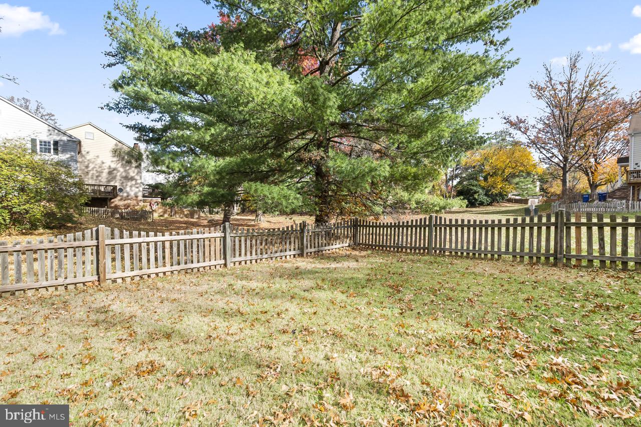 312 HOLLY CT, HERNDON, Virginia 20170, 5 Bedrooms Bedrooms, ,2 BathroomsBathrooms,Residential,For sale,312 HOLLY CT,VAFX2268292 MLS # VAFX2268292